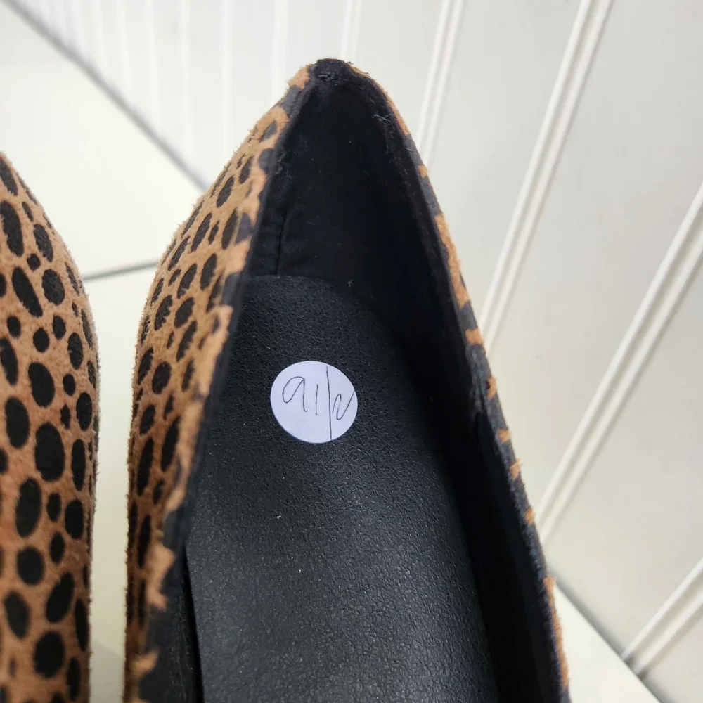 Women Pumps Platform 2in on front 4in on back of shoe High Heels size 9.5